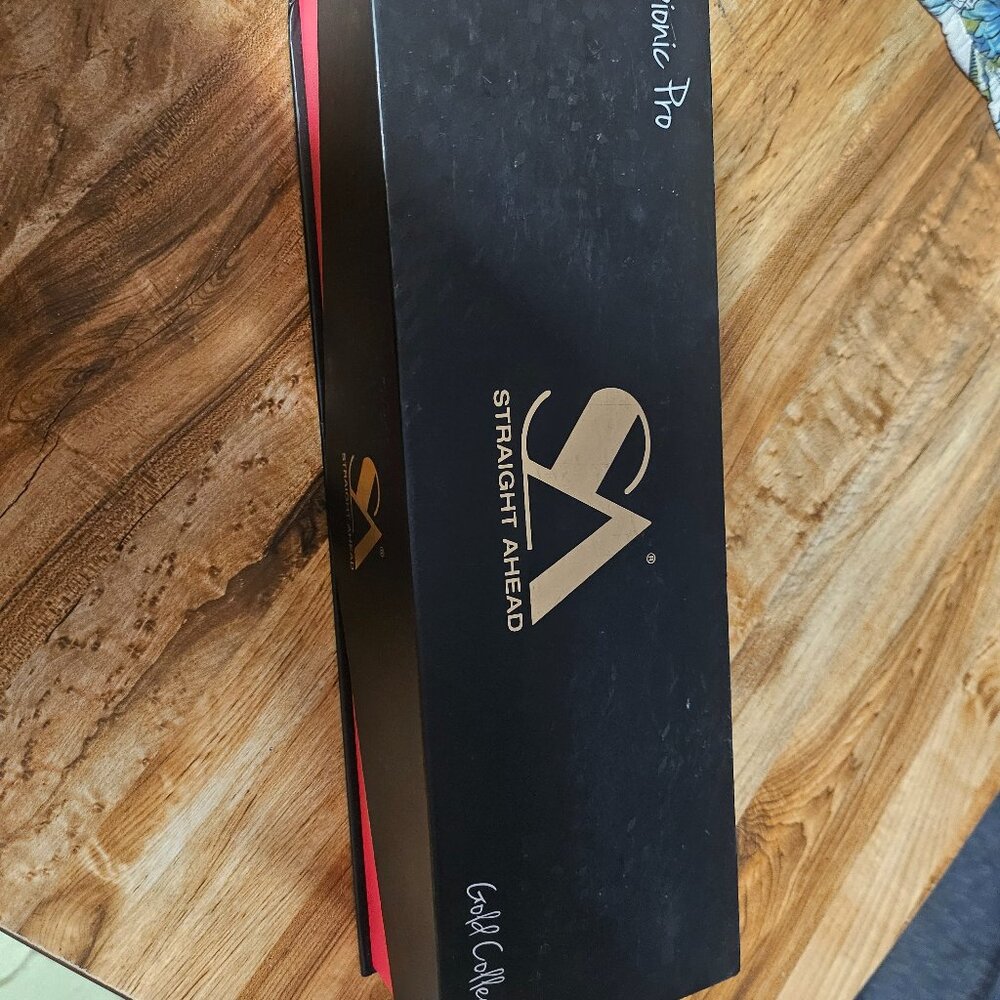 Straight ahead, ionic pro straightener